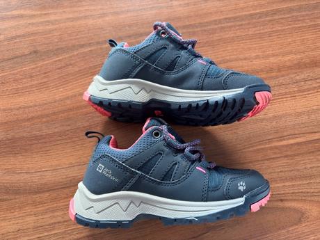 Prechodne topánky top stav., jack wolfskin,29