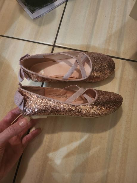 Krasne trblietave baleriny, h&m,31