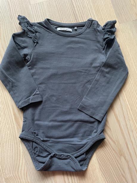 Body reserved, reserved,86