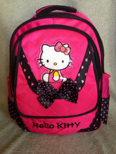 Cyklamenovo ruzova skolska taska hello kitty,