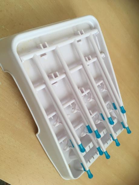 Stojan na flaše, munchkin