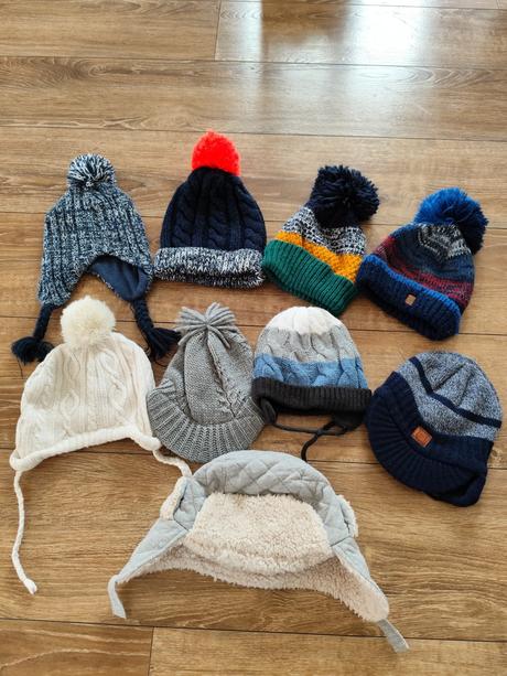 Zimné ciapky, 80