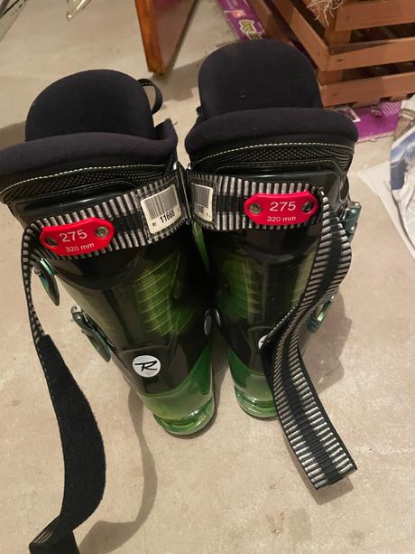 Lyziarky, rossignol,27