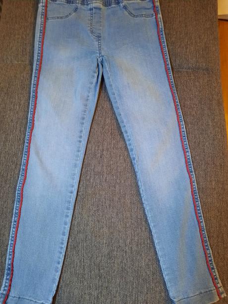 Džegíny, pepperts,140