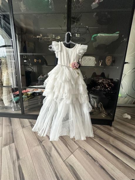 Šaty na prvé sväté prijímanie, 140