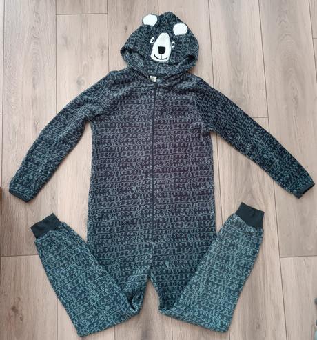 Pyžamo/overal, hema,146