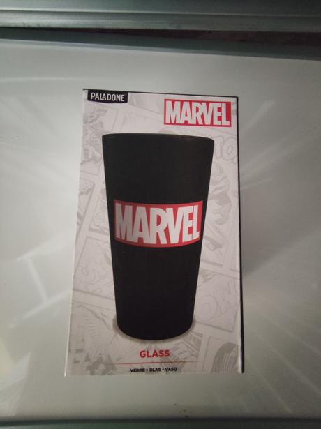 Marvel logo sklenený pohár paladone 400 ml,