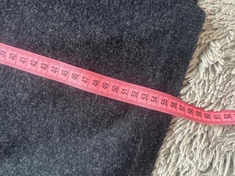 Benetton vlneny svetrík, benetton,s