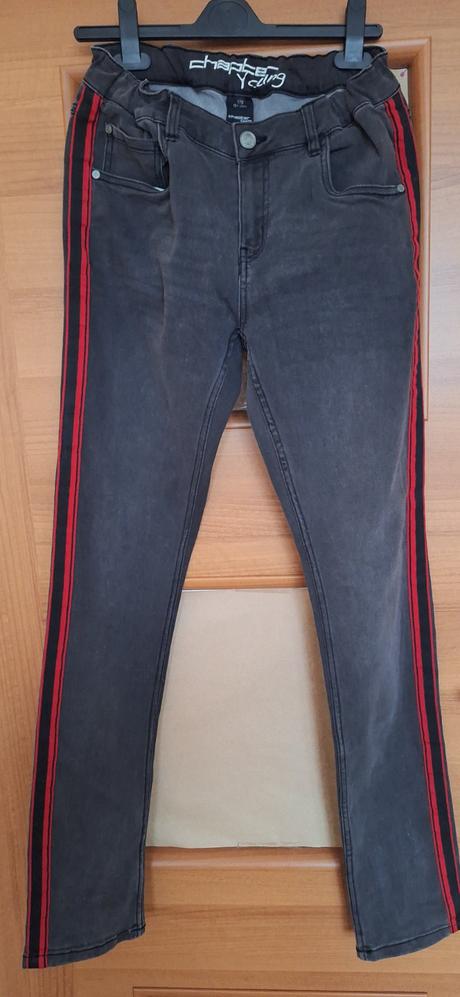 Rifle, chapter young,176