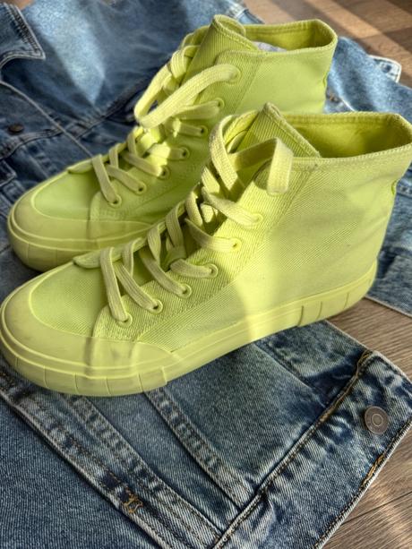 Tenisky, reserved,39