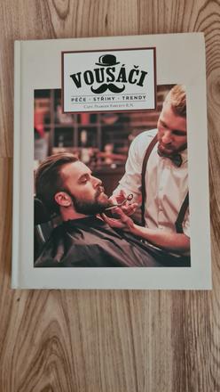Vousáči,