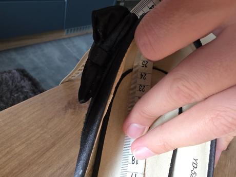 Lodičky s mašľou, 38