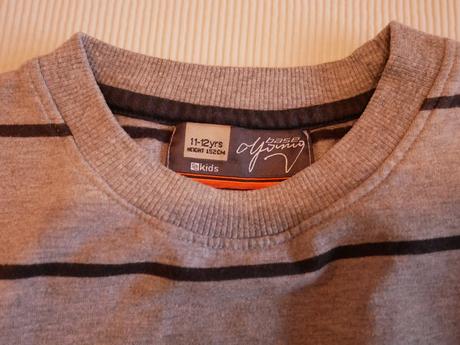 Mikina pasikava reserved, reserved,152