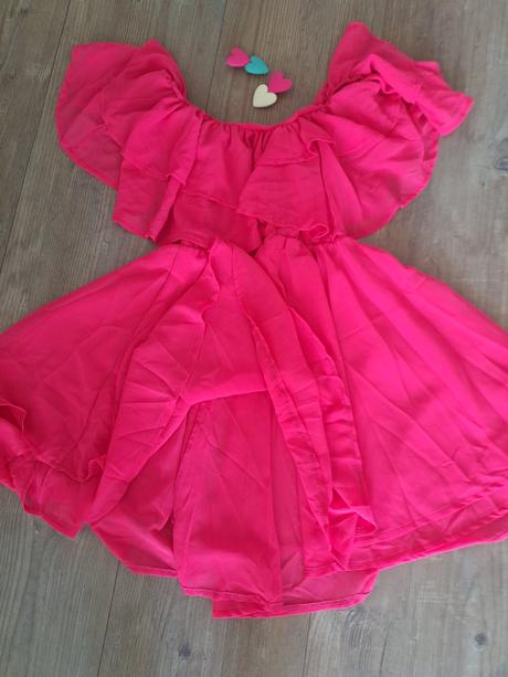 Saty barbie pink s volanikmi, m / s