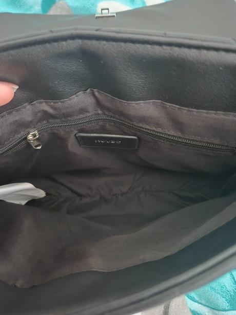 Elegantna kabelka, house