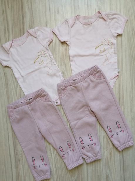 2 ks body + 2ks tepláčky č. 80, 80