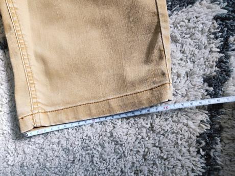 Krásne elegantné kraťasy, m