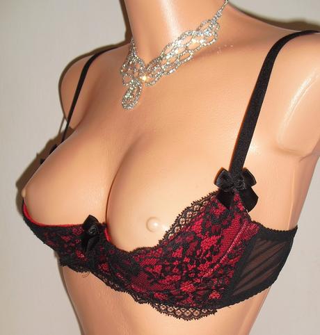 Sexi krajkovana podprsenka s maslickami, 75b