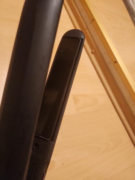 Žehlička na vlasy remingtooon, 