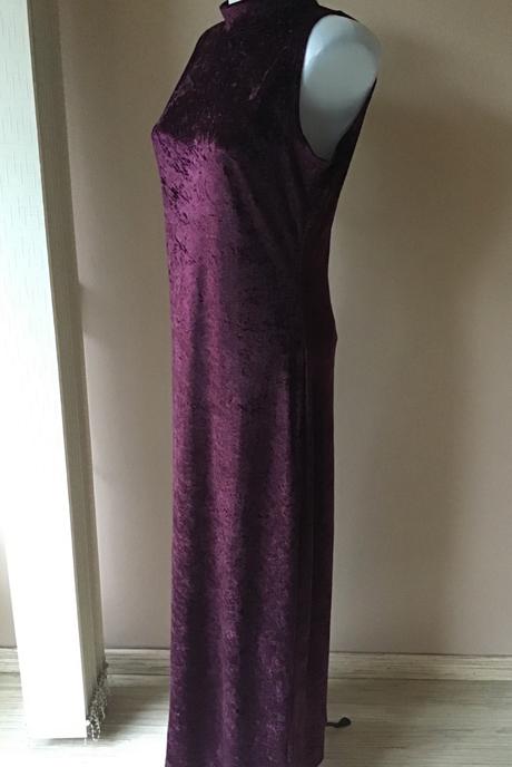 Krasne zamatové saty /c, 42 / l