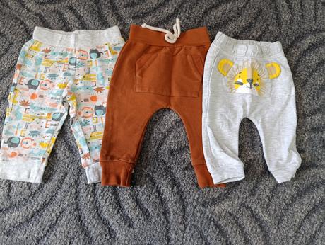 Chlapčenské tepláky, 62