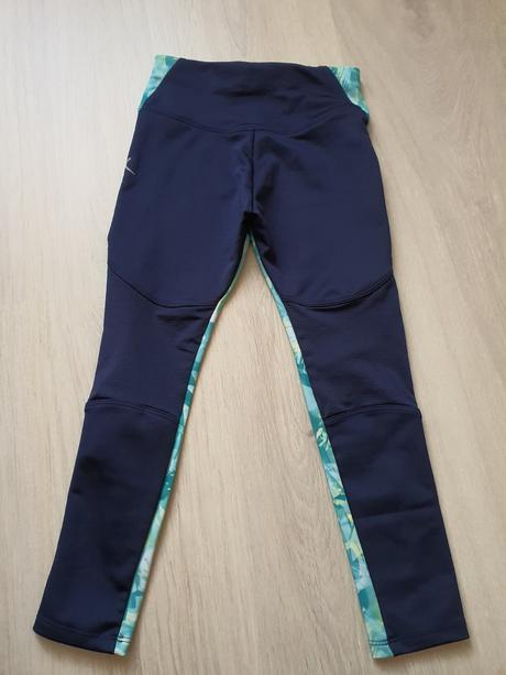 Športove legíny, 110