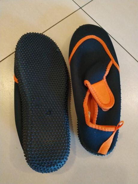 Topánky do vody, lupilu,35