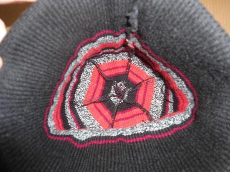 Cierno - farebna hrubsia ciapka, 110