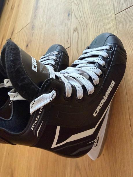 Ladove korcule, crowned,40