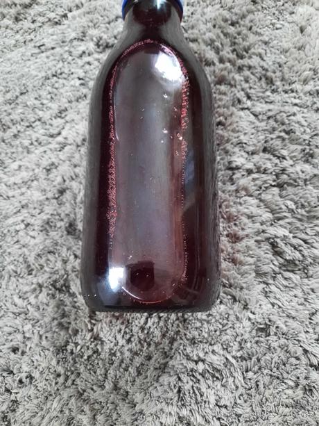 Sirup z čiernych ríbezlí,