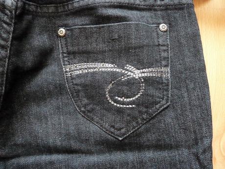 Dámske riflové kraťasy č. 31, m