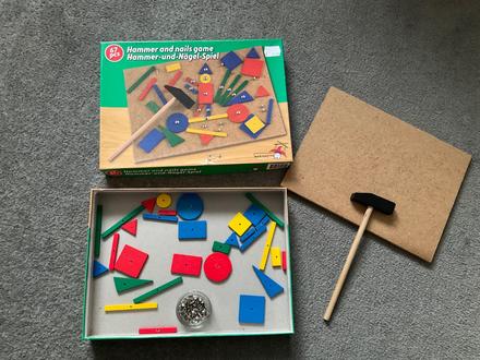 Kladivkova zatlkacka,