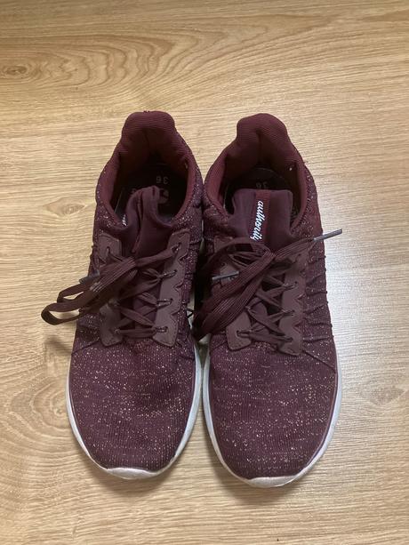 Tenisky, authority,36