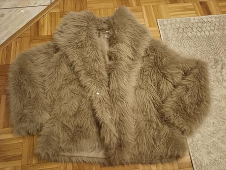 Nádherný kožuch, tu