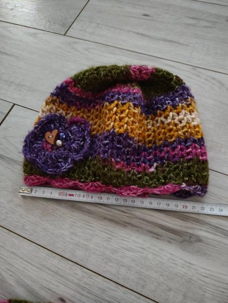 Čiapka a nákrčník, 110