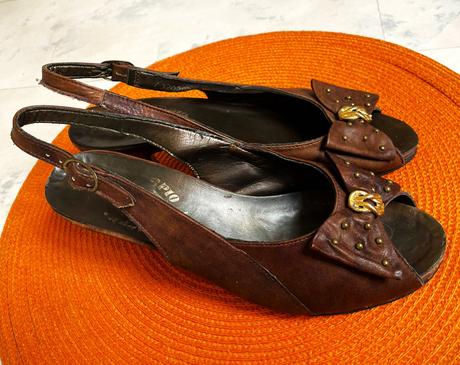 Kožené sandálky, 37