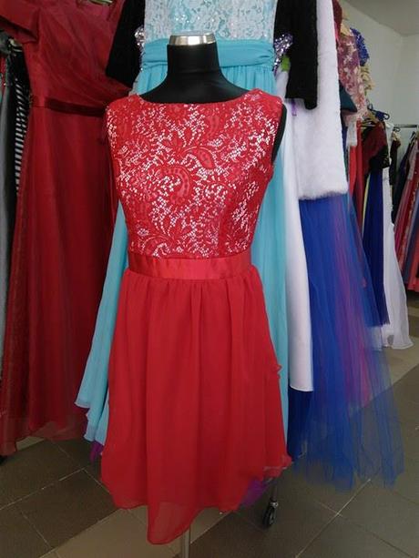 Krátke šaty - veľkosť l, l