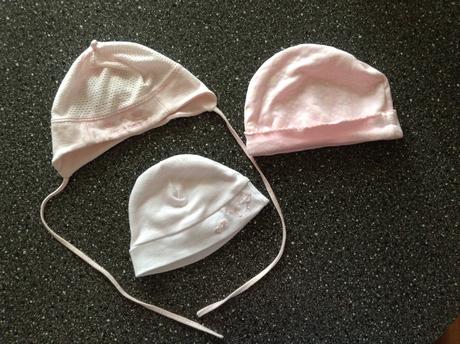 3 čiapočky pre princeznú, 56-62, topolino,56