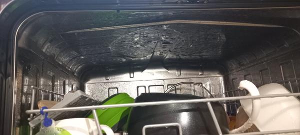 Prečo zostáva kondenz v umývačke Mora?