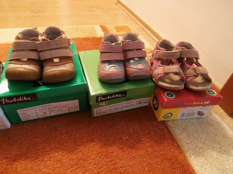 Topánky č.22,poltopánky so zapínaním na suchý zips, protetika,22