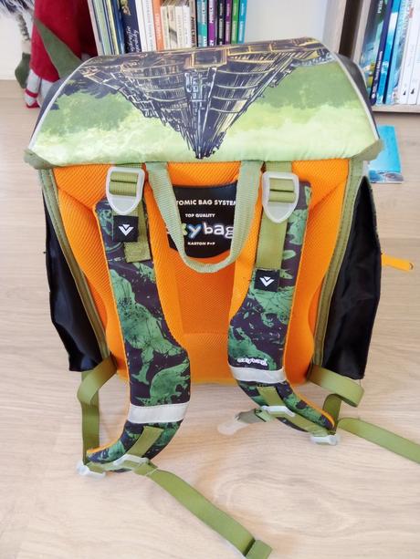 Školská taška oxybag premium light jurassic world,
