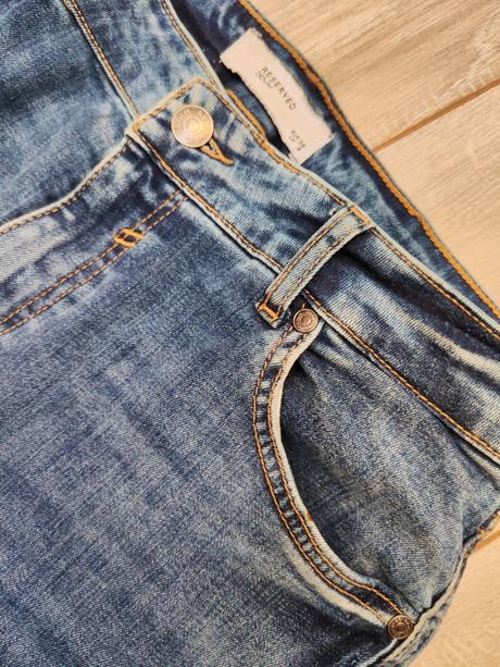 Reserved top stav, reserved,36