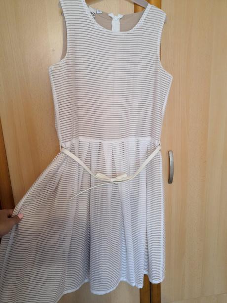 Kvalitné šaty, 170