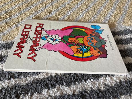 Rozprávky z dúbravky (1981),