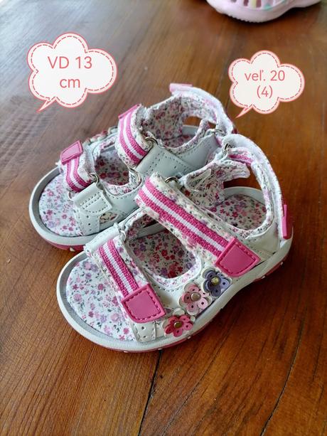 Sandálky dievč.,v.20, 20