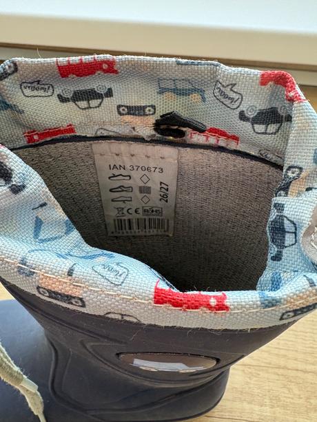 Gumáky 26/27, lupilu,27