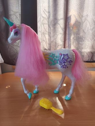 Rozprávkový jednorožec svietiaci, 