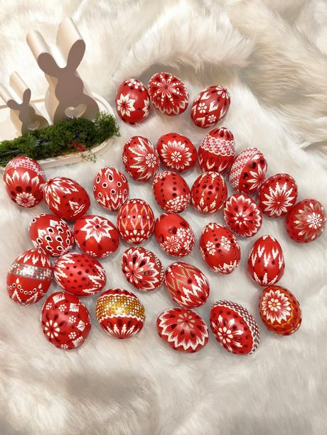 Kraslice madeirové zdobené voskom, 