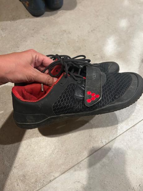 Barefootove tenisky, vivobarefoot,38