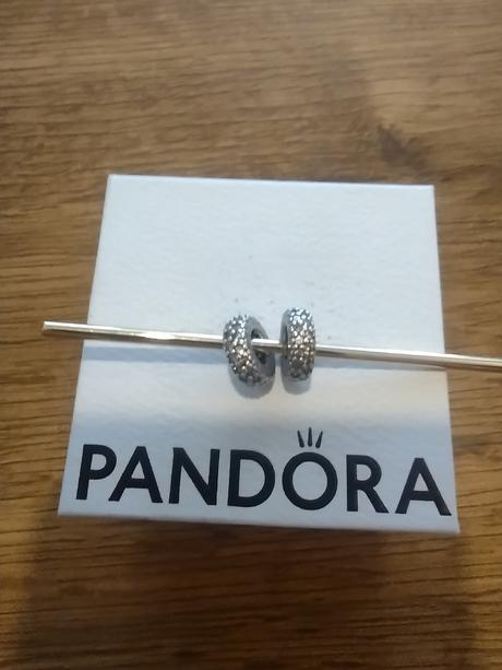 28ks pandora prívesky., pandora